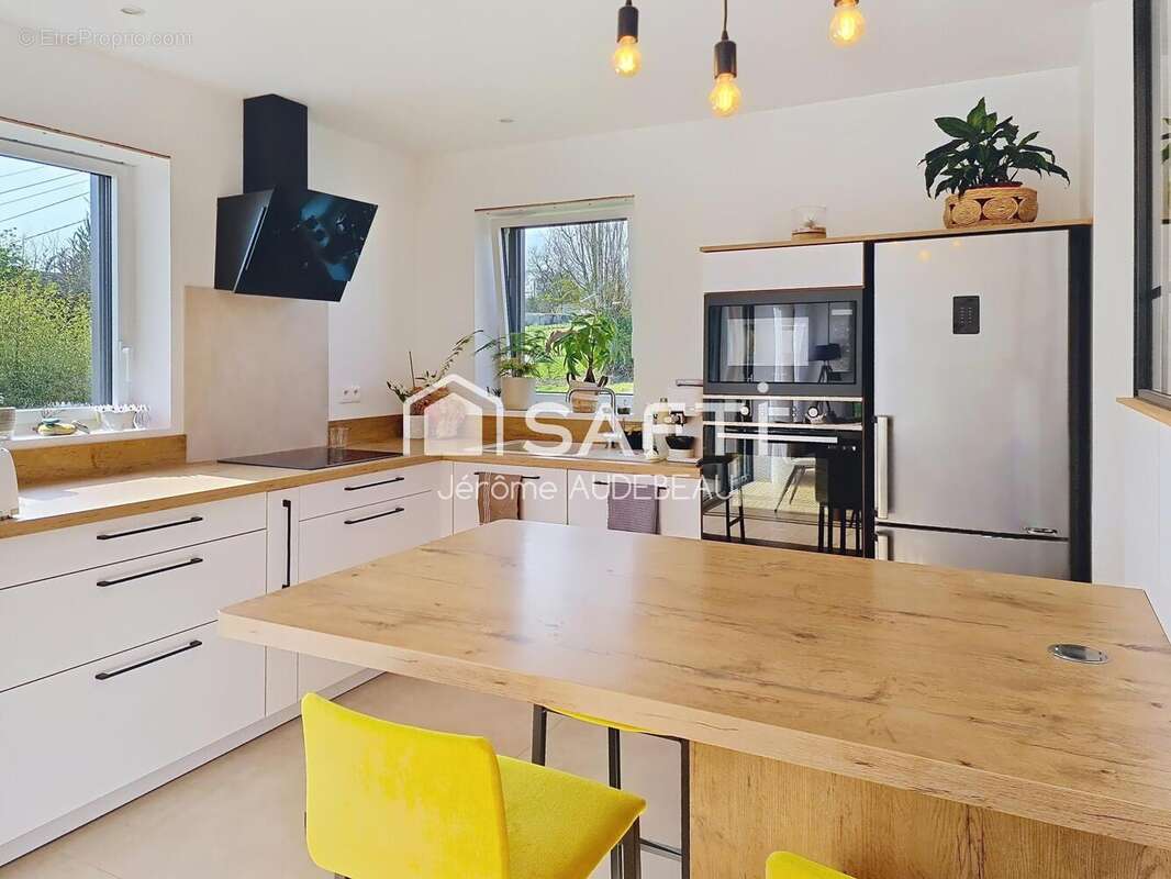 Maison 129 m² à Morieux  - photo 6