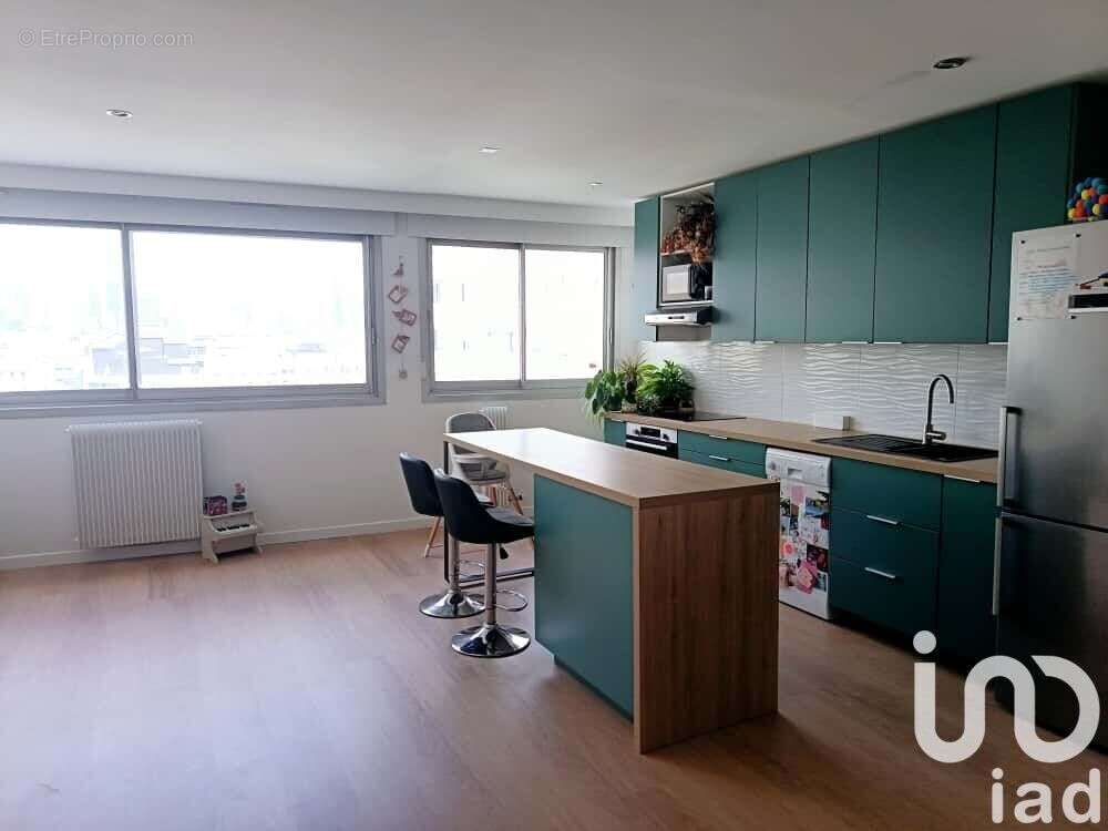 Photo 3 - Appartement à SURESNES