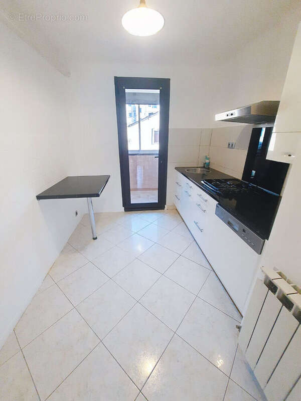 Appartement à MARSEILLE-14E