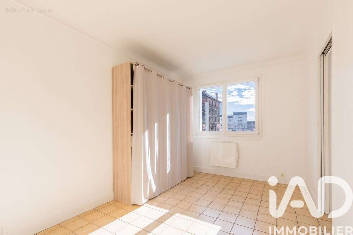 Photo 9 - Appartement à VIRY-CHATILLON