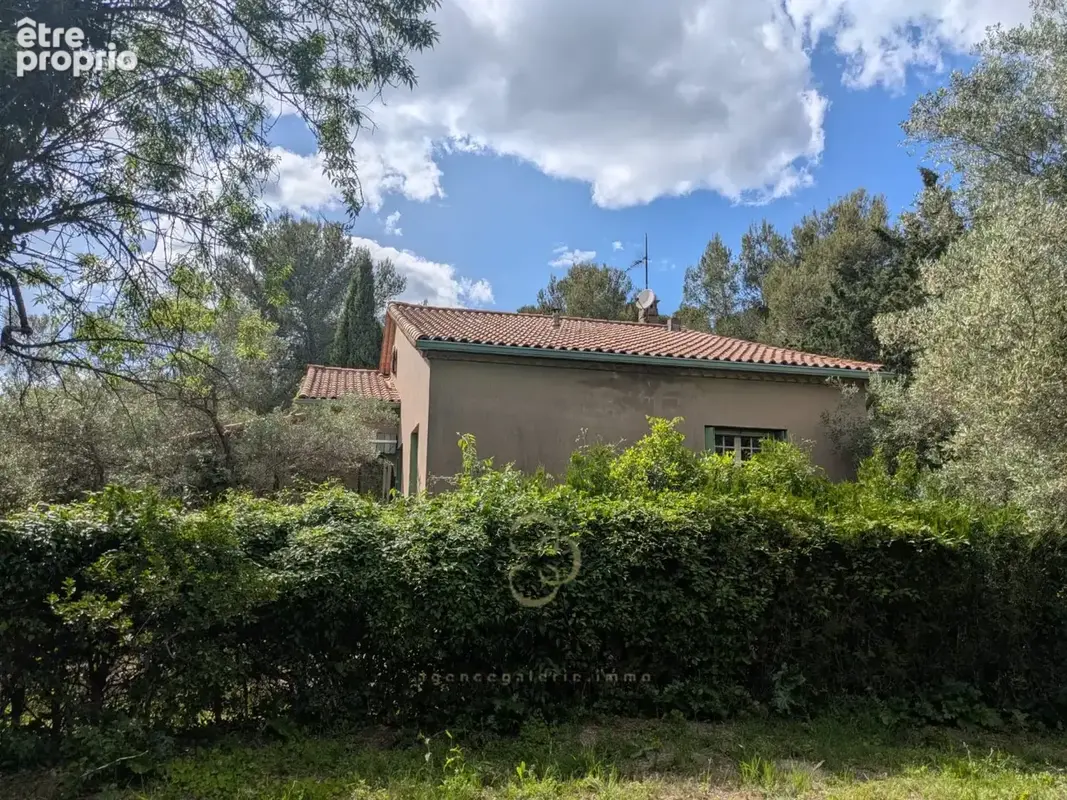 Villa familiale à rénover aux portes de Montpellier  terrain divisible, fort potentiel et jardin arboré - photo 3