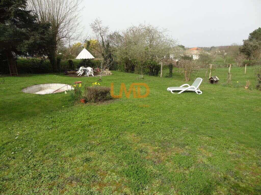 Maison à SAINT-MEDARD-DE-MUSSIDAN