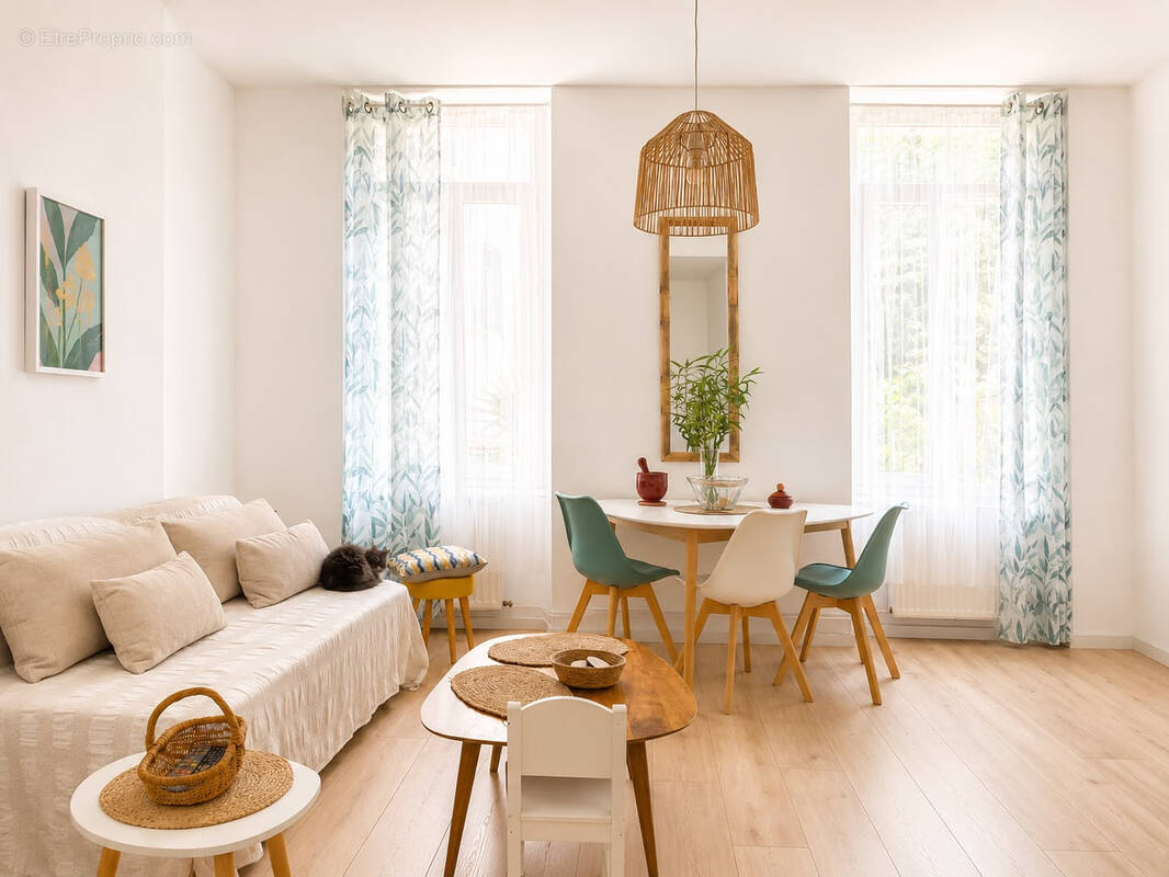 Appartement à MARSEILLE-6E