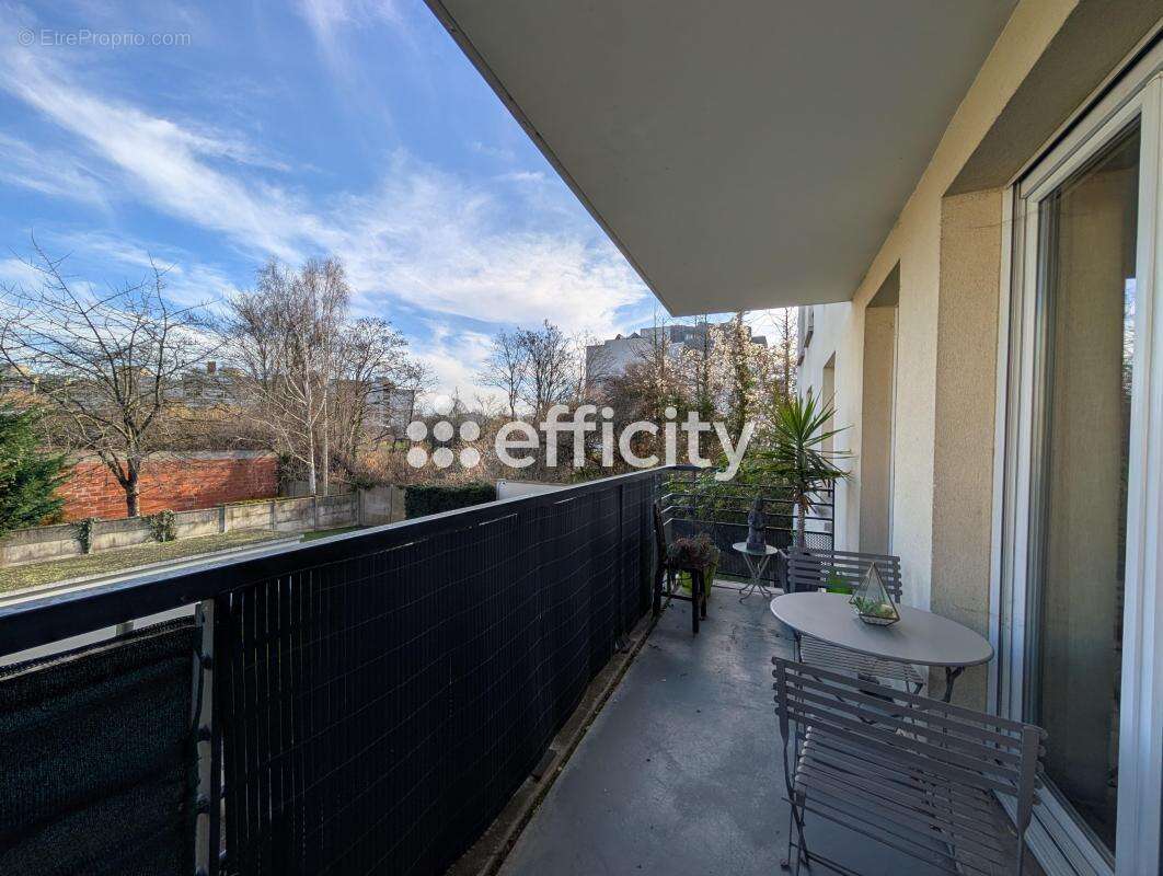 Appartement à EPINAY-SUR-SEINE