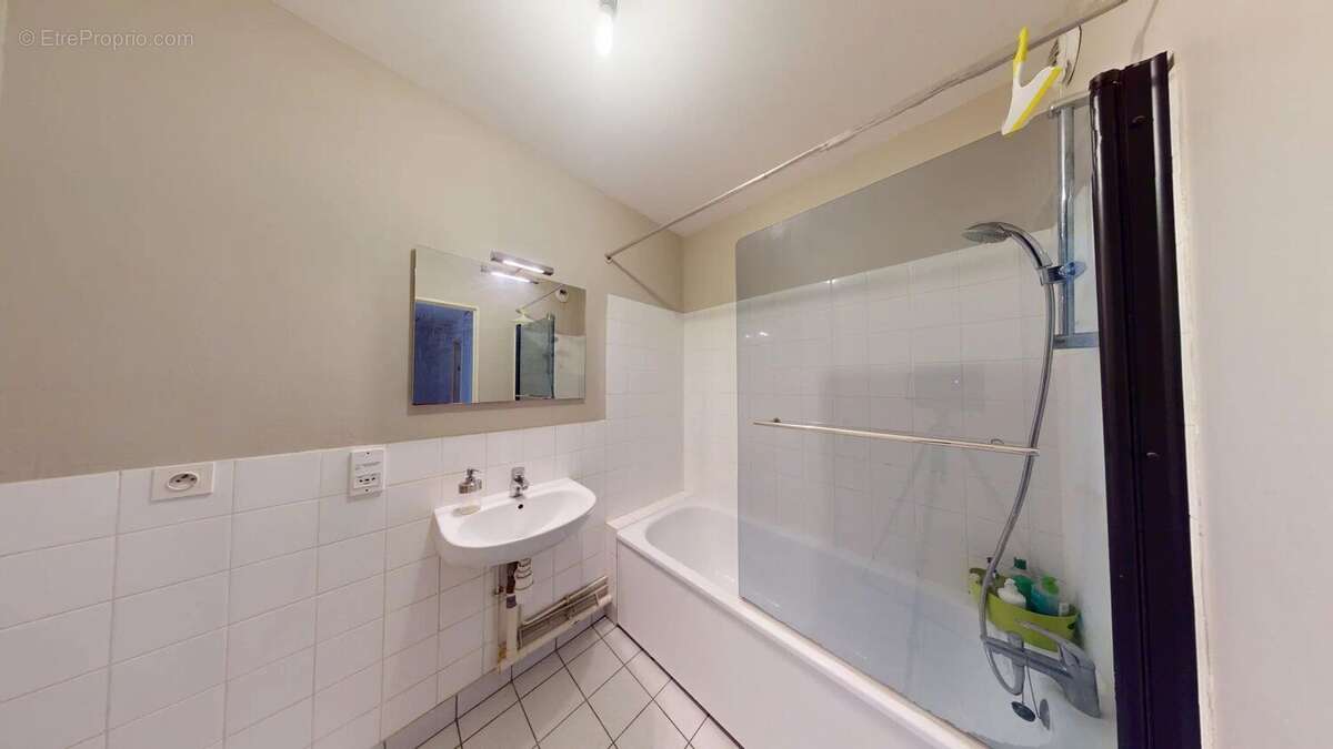 Appartement à MAINVILLIERS