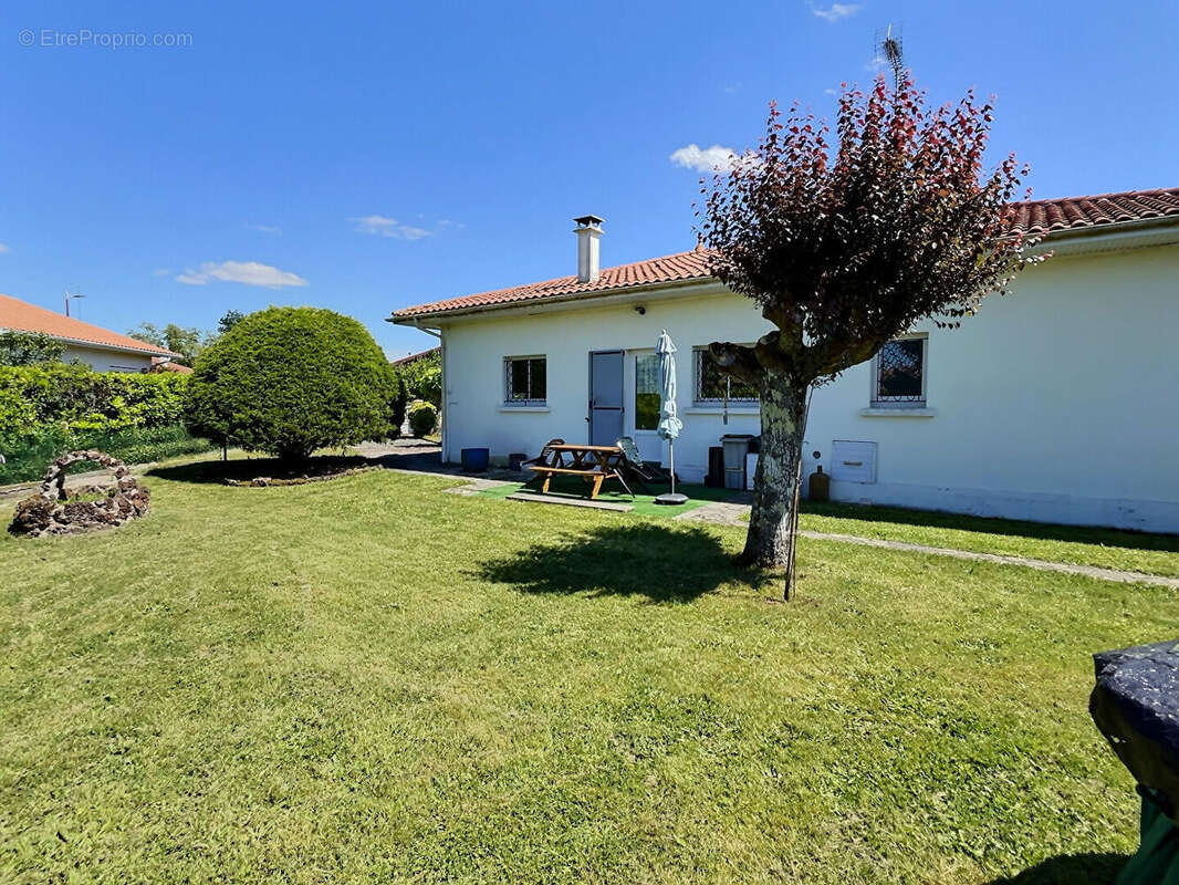 Maison Parentis En Born 5 pièce(s) 116 m2 - photo 3