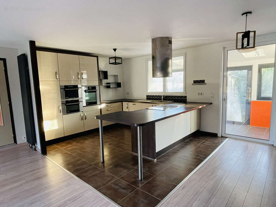 Maison à MIGNALOUX-BEAUVOIR