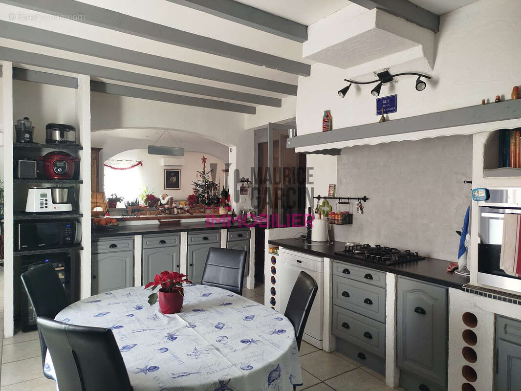 Maison à MORIERES-LES-AVIGNON