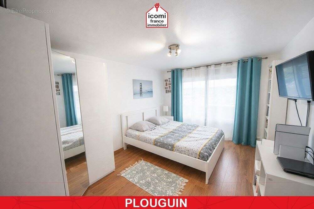 Maison à PLOUGUIN