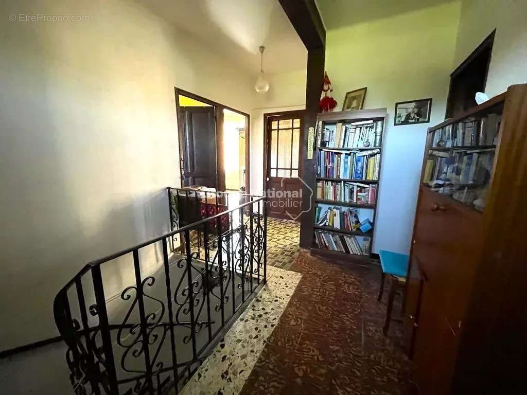 Maison à PERNES-LES-FONTAINES