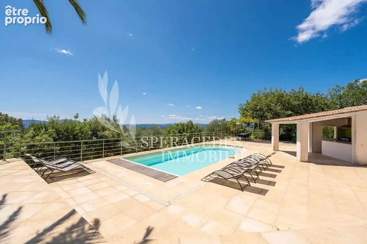 Saint-Cézaire-sur Siagne - Magnifique villa avec vue panoramique - photo 4