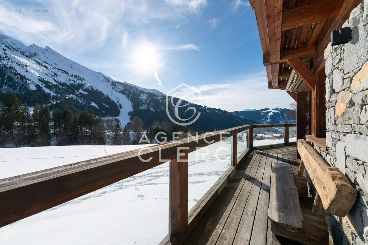 Maison à LA CLUSAZ