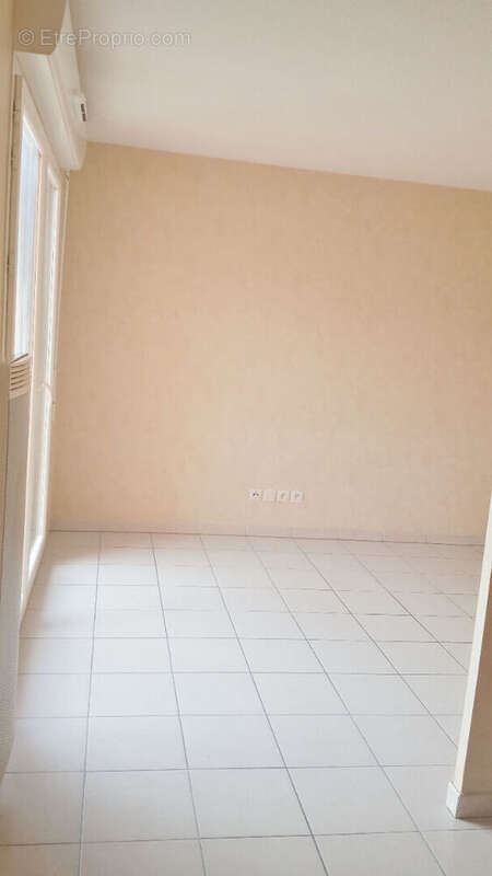Appartement à SALON-DE-PROVENCE