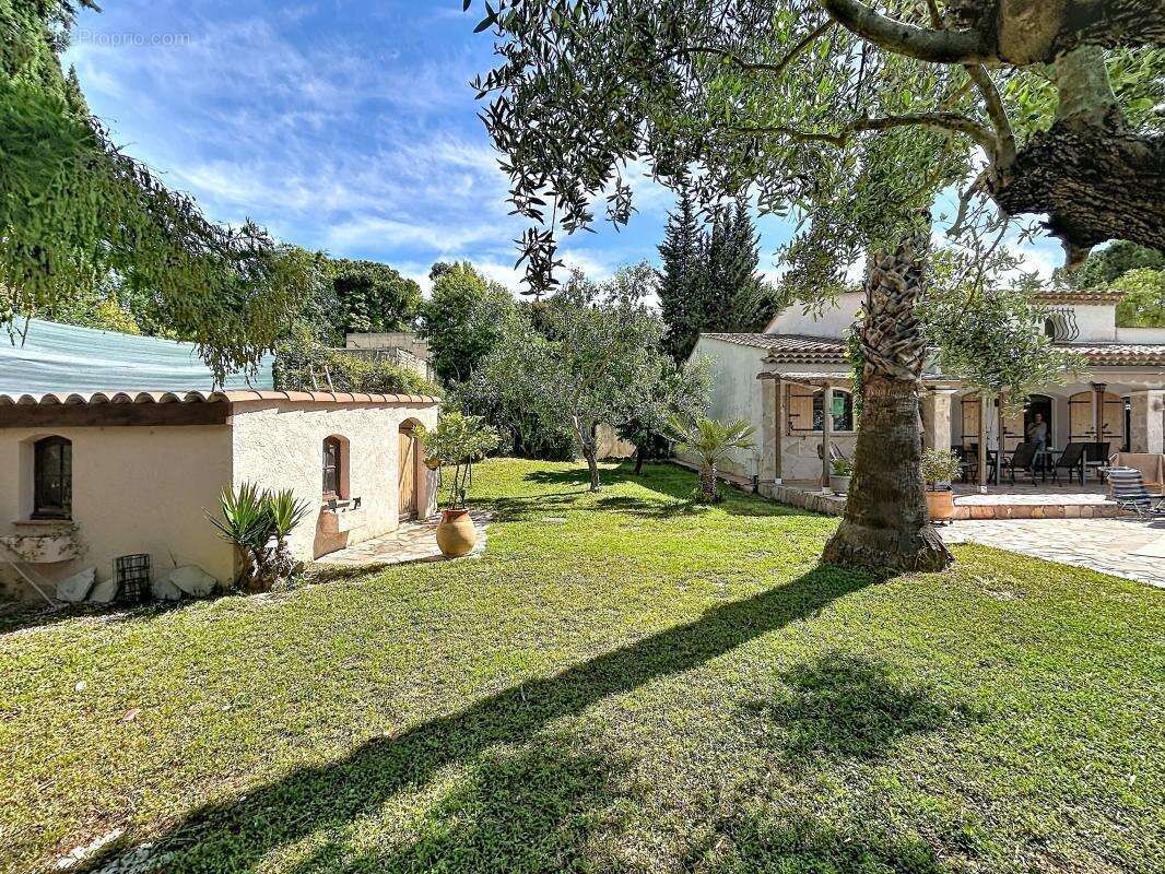 Maison à CAGNES-SUR-MER