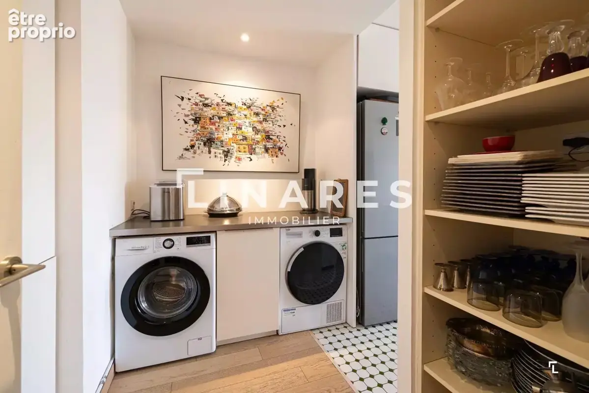 LE VOYAGE - Appartement T4 de 122m² - Terrasse - Cave - 13008 - photo 5