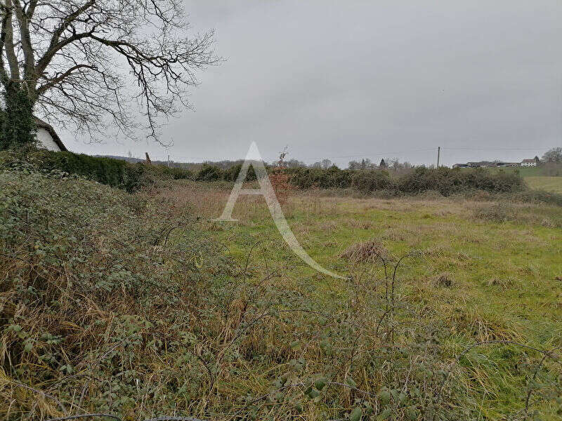 Terrain à ESPES-UNDUREIN