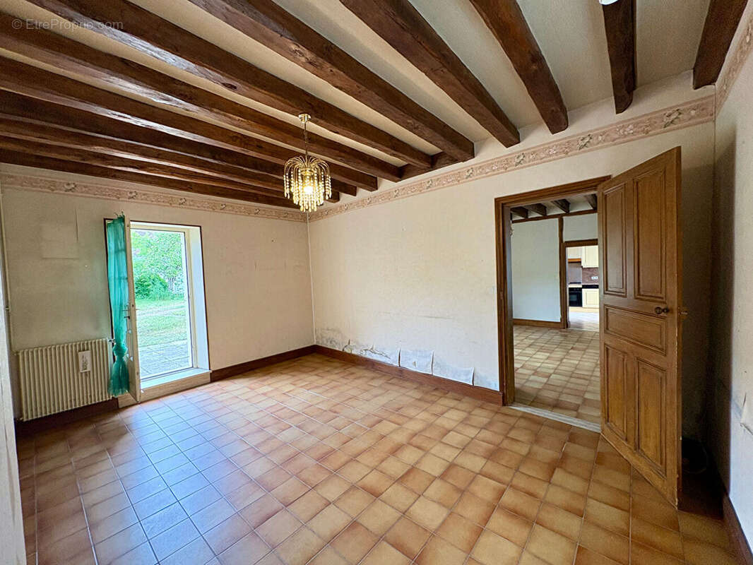 Charmante maison de caractère avec dépendances. - photo 7