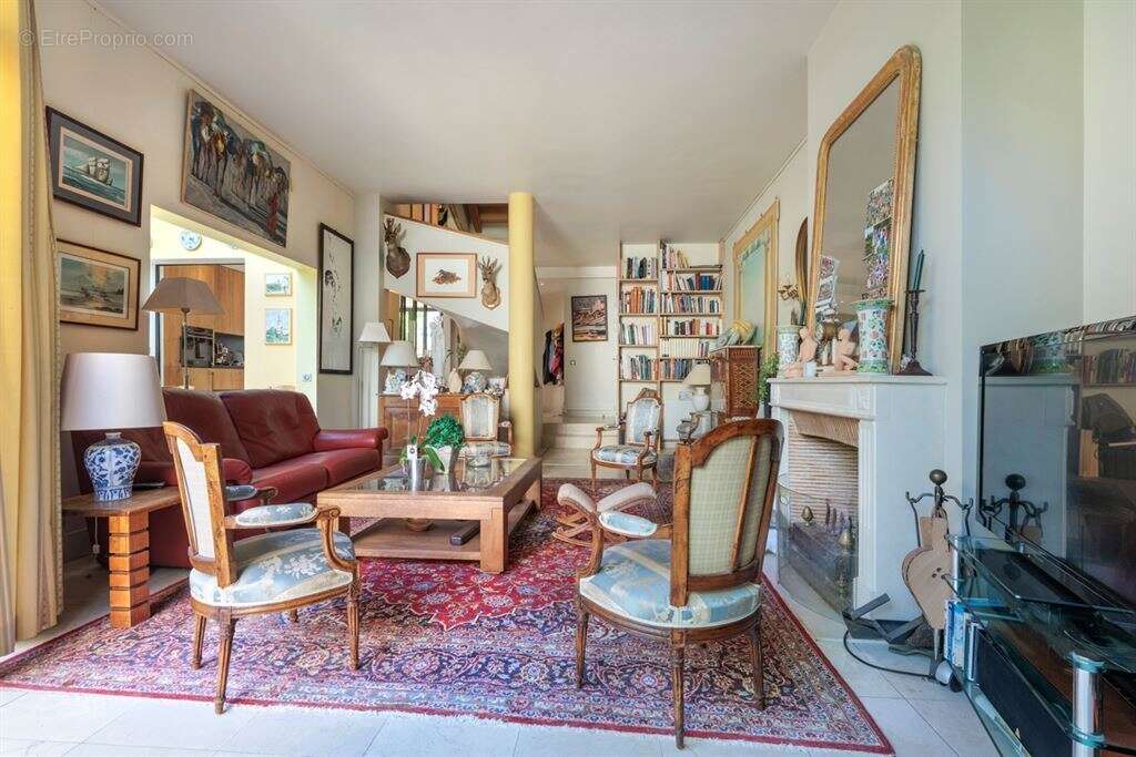 Maison à BOULOGNE-BILLANCOURT