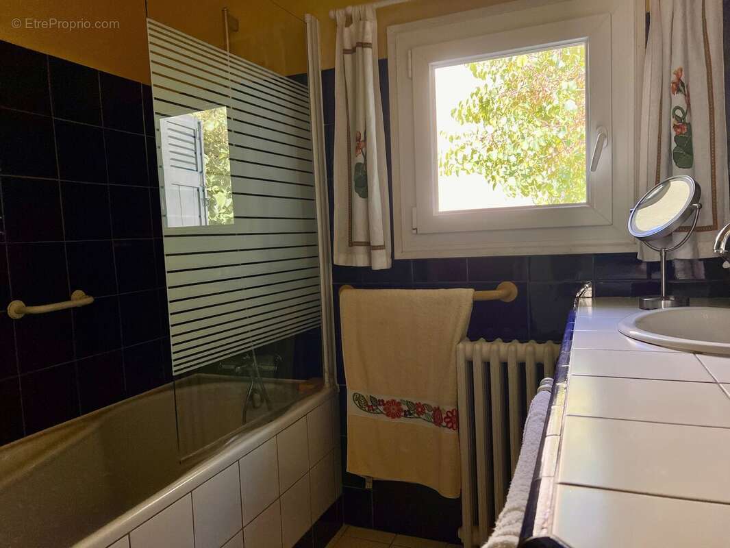 Charmante maison des années 1950 avec jardin et terrasse - photo 15