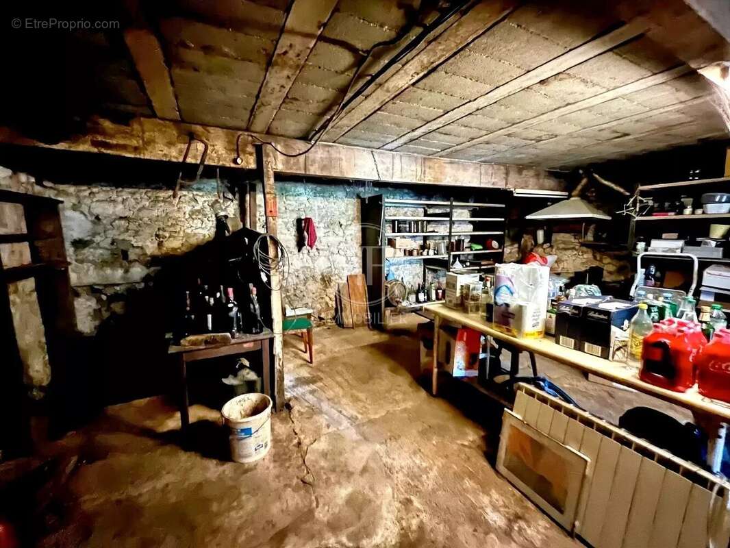 Maison à LA LANDE-DE-FRONSAC