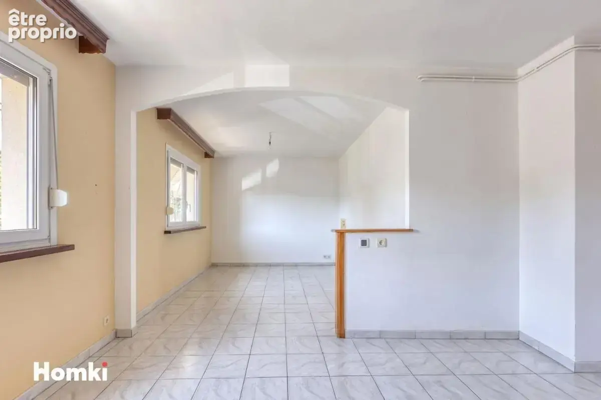 Appartement T4 de 71 m² à Le Pradet 83220, Rue Eugène Fromentin - photo 3