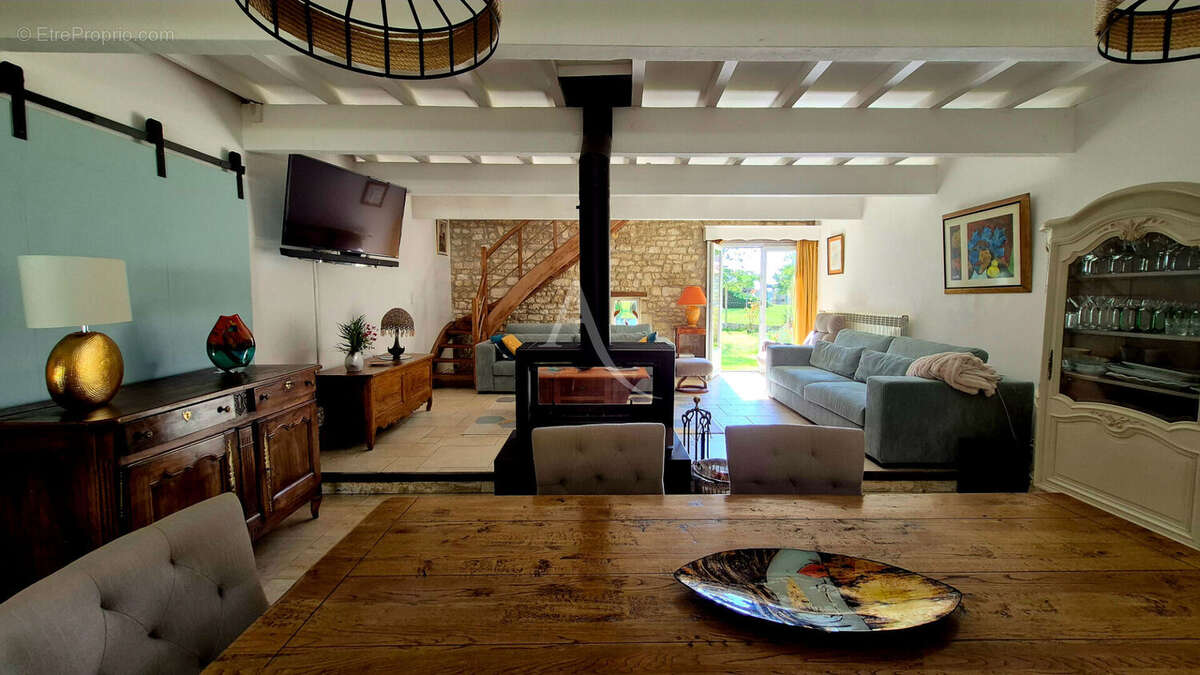 Maison Saint-Vaize avec quatre chambres au calme proche de Saintes - photo 5