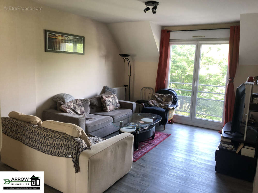 Appartement à NOYAL-CHATILLON-SUR-SEICHE