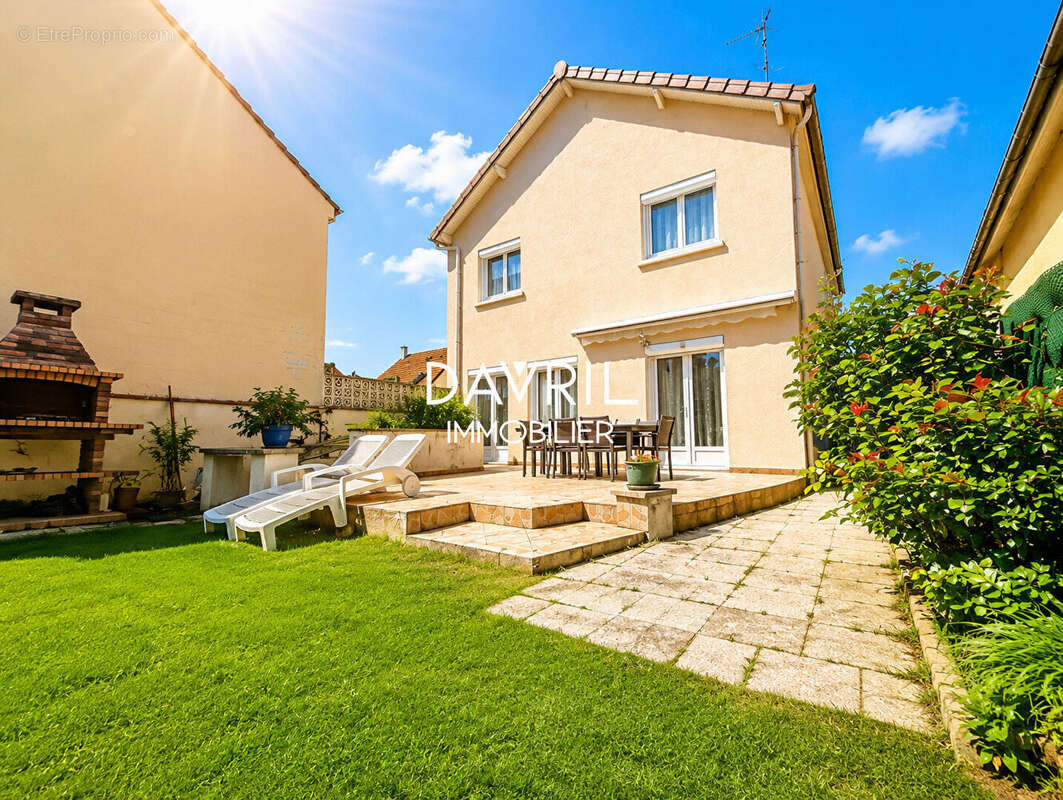 Maison à CONFLANS-SAINTE-HONORINE