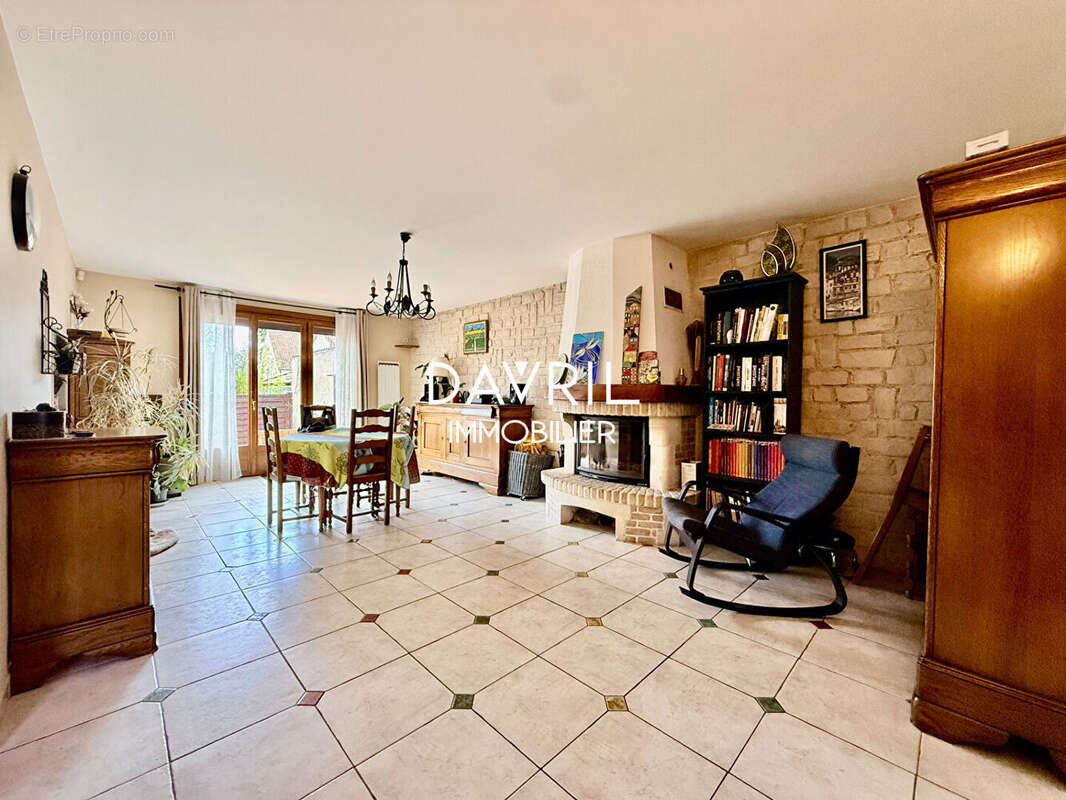 Maison à CONFLANS-SAINTE-HONORINE