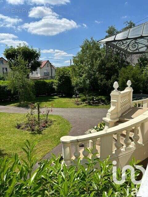 Photo 4 - Maison à LE RAINCY