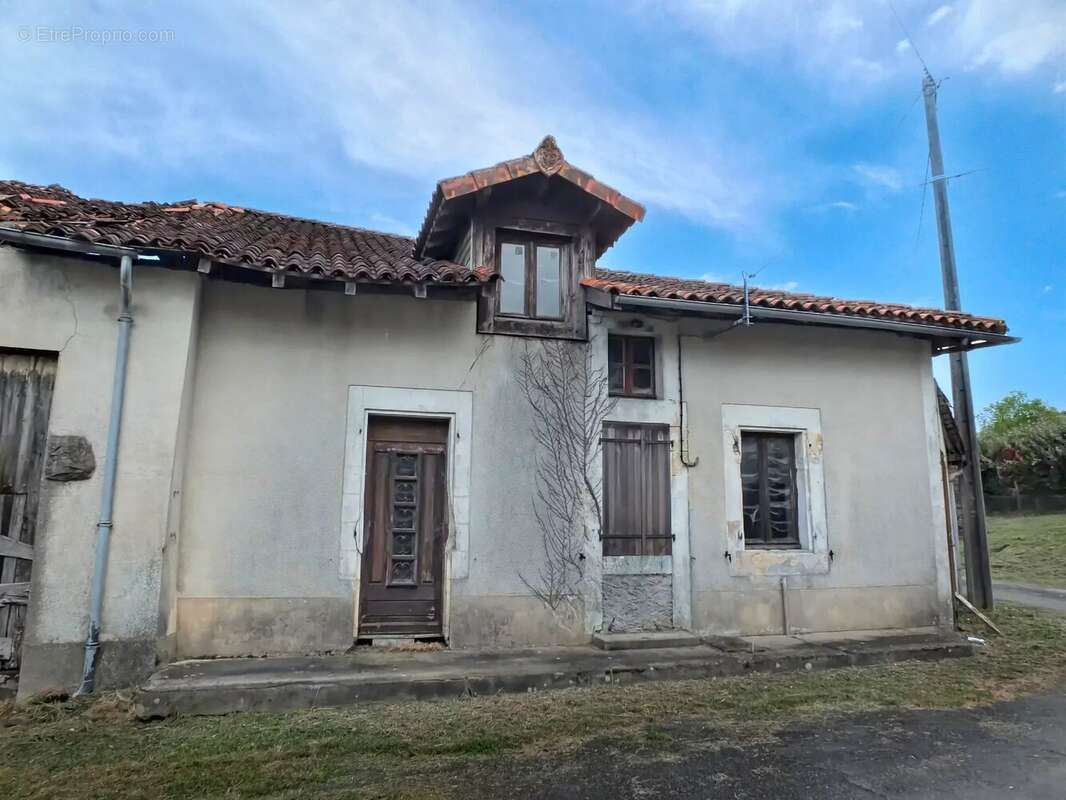 Maison à MONTEMBOEUF