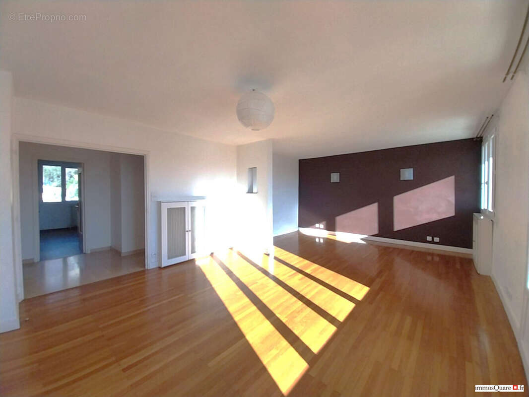 Appartement à MEYLAN