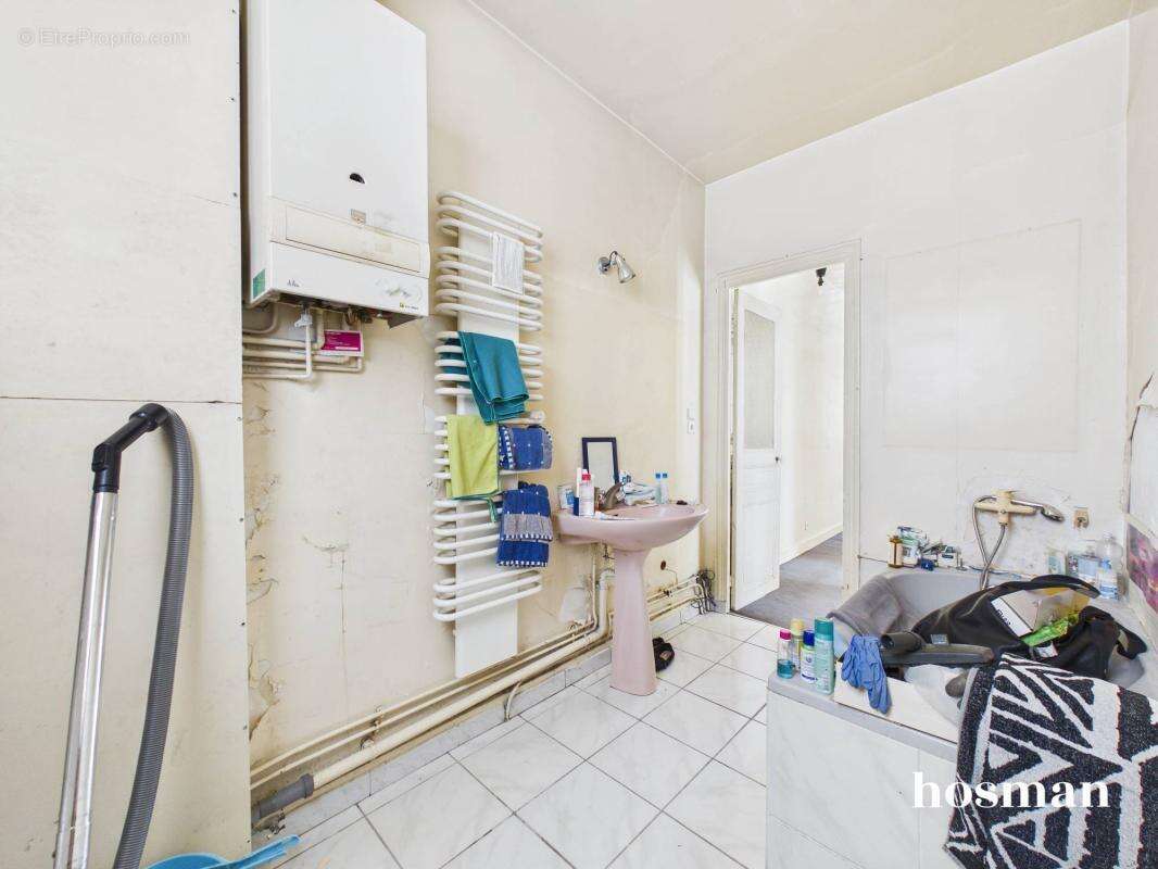 Découvrez cet appartement 3 / 4 pièces de 60 m², à rénover, idéalement situé au 5ème étage sans ascenseur - photo 8