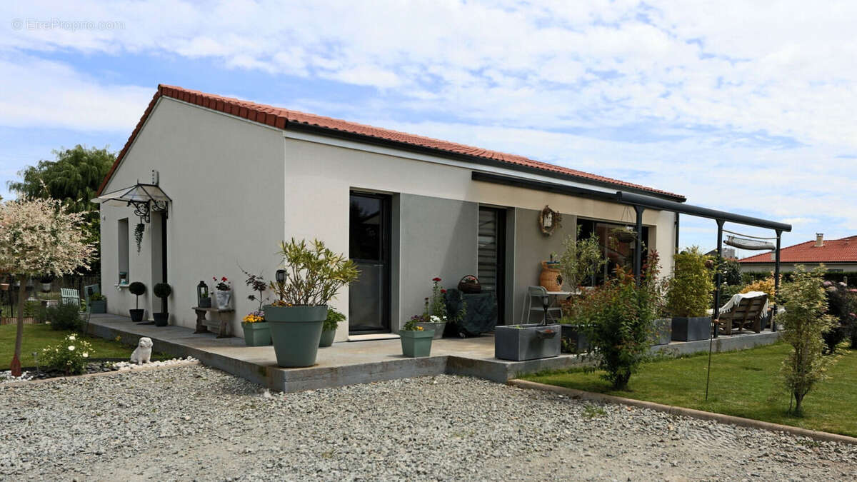 Maison Maringues plain-pied 4 pièces 90 m2 - photo 4