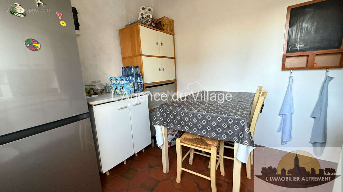 Maison à VILLENEUVE-LES-SABLONS