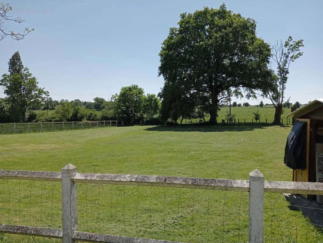 Maison à SAINT-AUBIN-LE-CLOUD