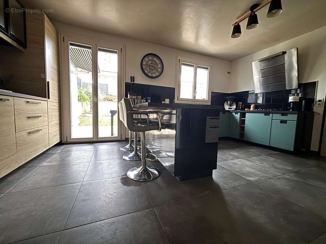 Maison à SAINT-GERMAIN-LES-CORBEIL