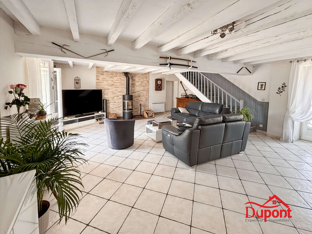 Maison 210 m² à Cerneux  - photo 8