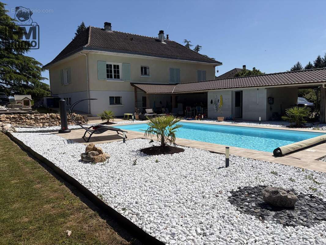 Maison à FEYTIAT