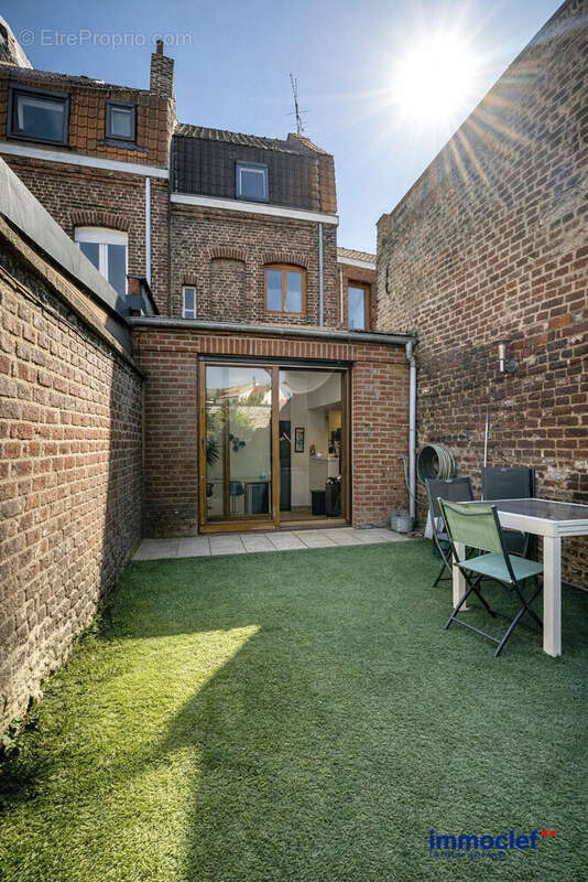 Maison à LA MADELEINE