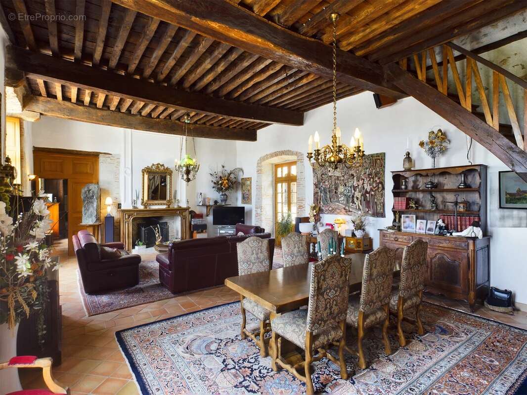 Maison à MONFLANQUIN