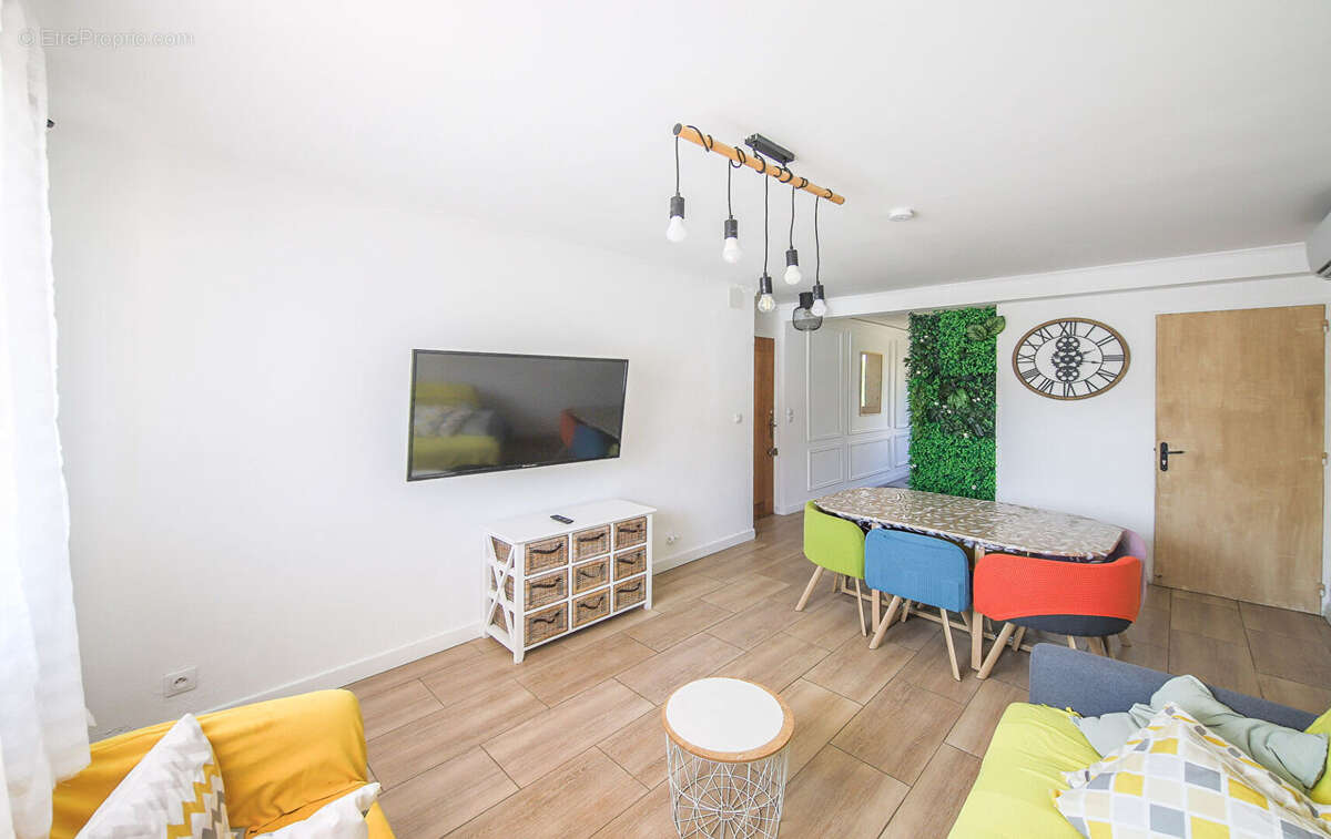 Sud de bastia - t4 - 68m² - parking - cave - photo 7