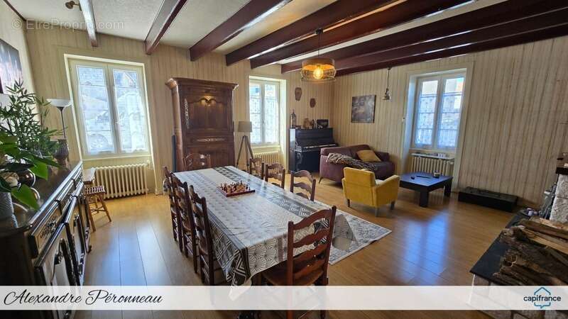  ensemble immobilier : maison 4 ch + garage atelier – idéal artisan ou projet mixte – secteur ferrieres - photo 9