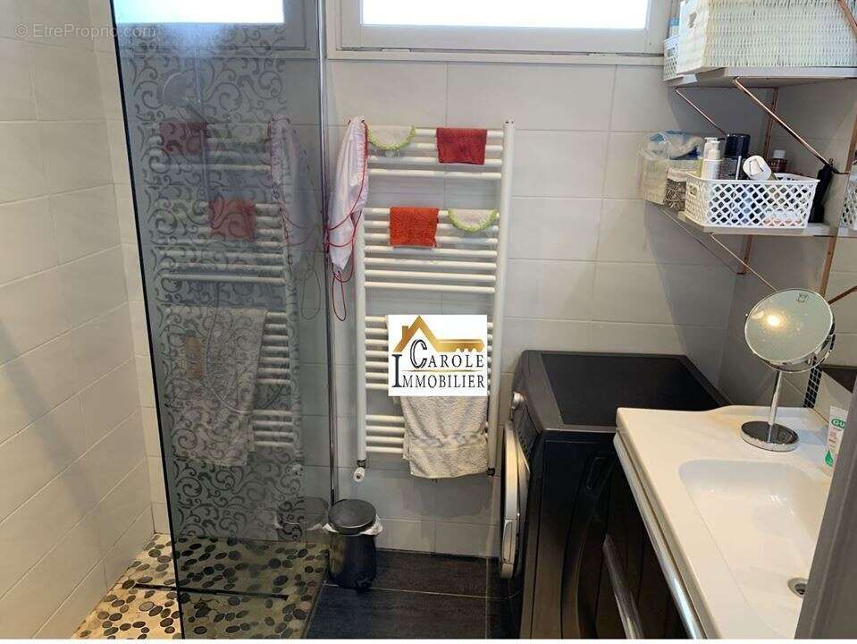 Appartement à MANDELIEU-LA-NAPOULE