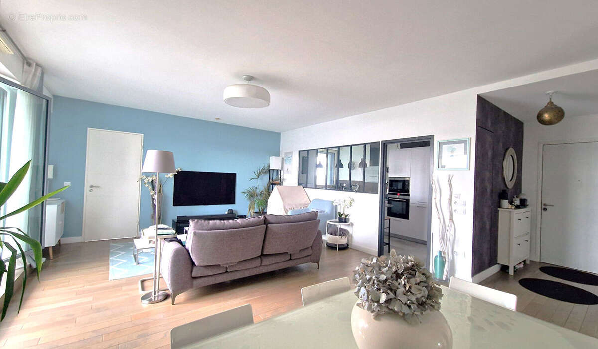 Appartement à ISSY-LES-MOULINEAUX