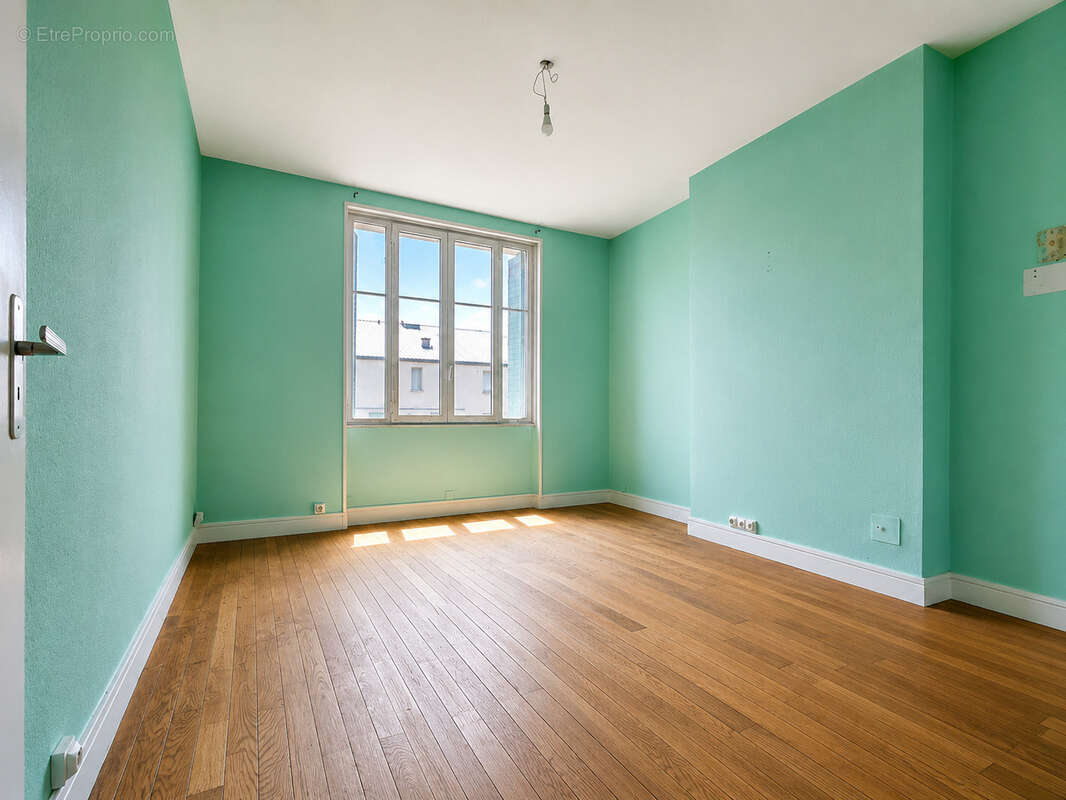 Lyon 9   Valmy   T2 de 45 m2 traversant    Fort potentiel - photo 2