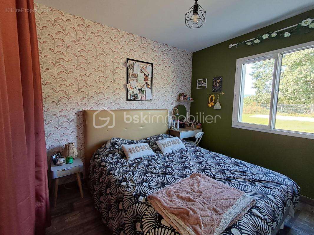 Maison moderne de 130 m² avec piscine et vue imprenable sur les montagnes - photo 12