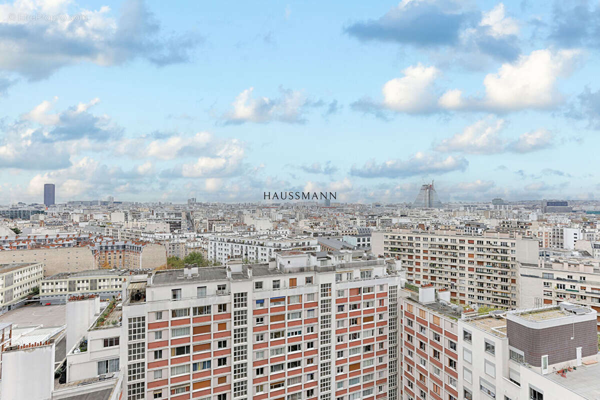 Appartement à PARIS-15E