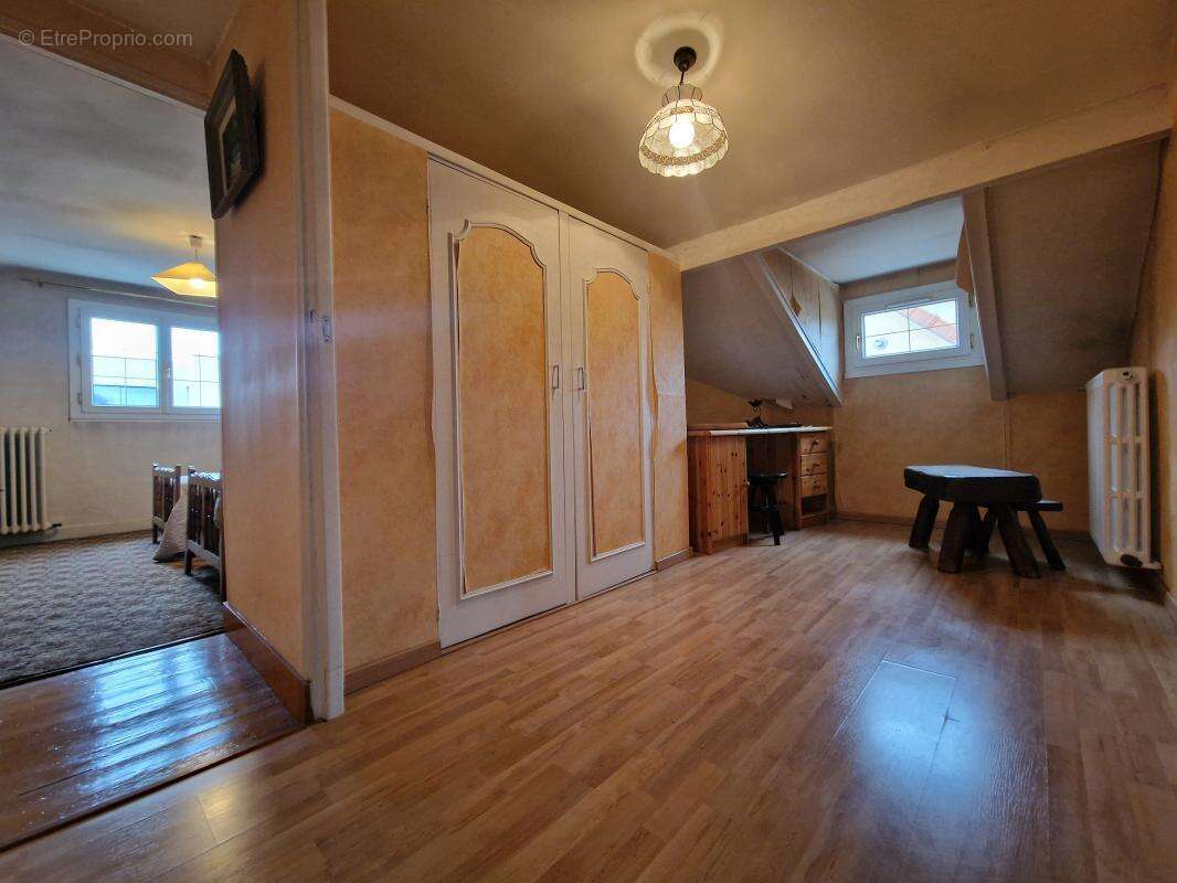 Maison à VAIRES-SUR-MARNE