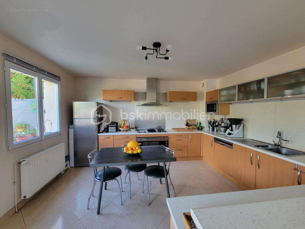 Maison à MAREUIL-LES-MEAUX